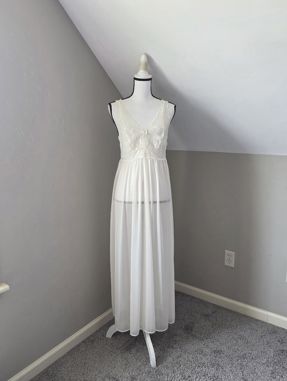 Shadowline Vintage Nightgown